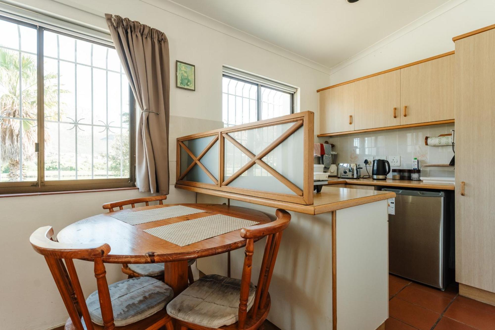 Vlei Cove Guesthouse Kapstaden Eksteriør billede